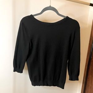 Large dot texture sweater. Slight crop feel. Great office sweater